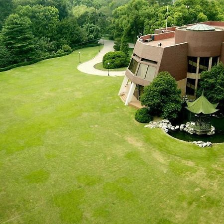 Cypress Hotel Jin Jiang Shanghai Exterior foto
