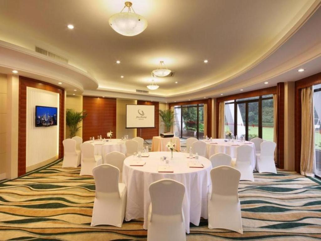 Cypress Hotel Jin Jiang Shanghai Exterior foto